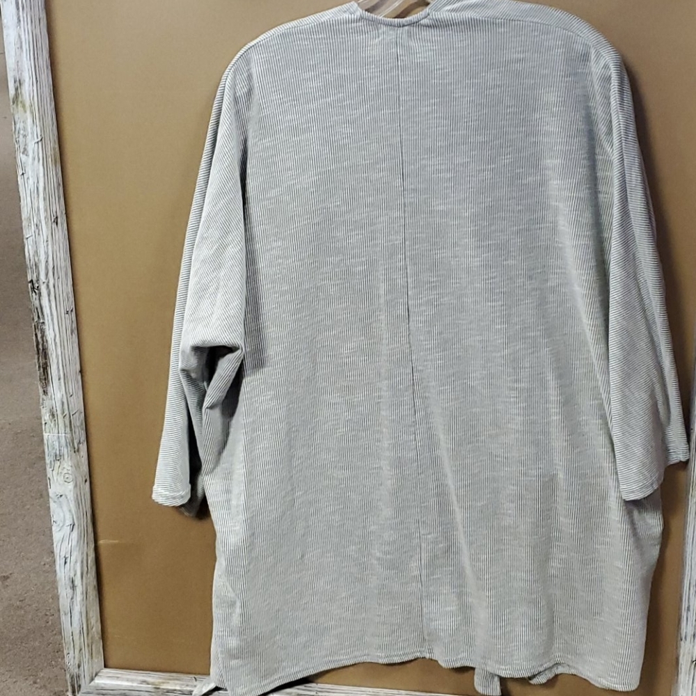 DONNI. Cardigan - Picture 6 of 6